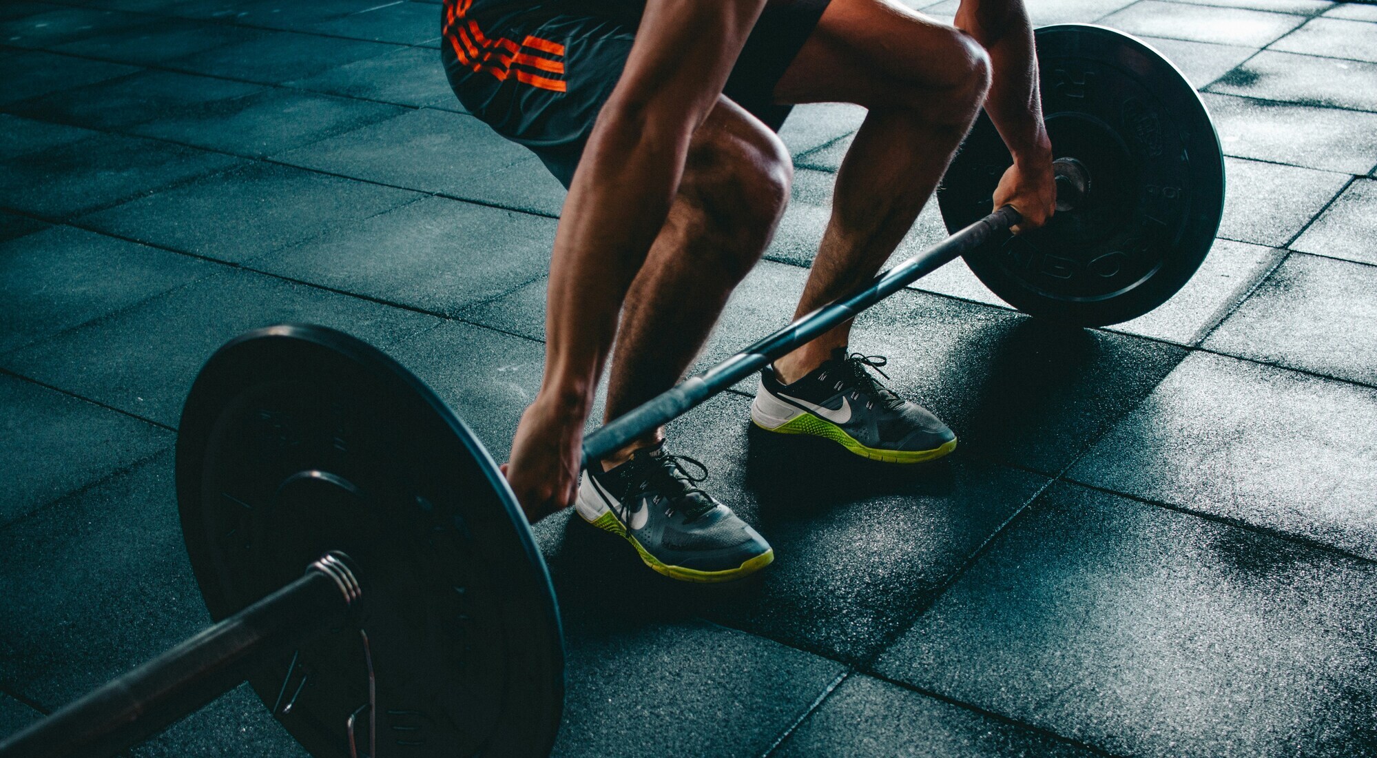 Read more about the article Deadlifts: Your Secret Weapon for Strong Bones